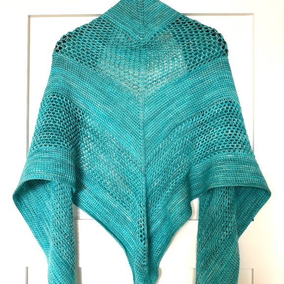 Hand Crocheted Ocean Blue Shawl - Picture 1 of 5